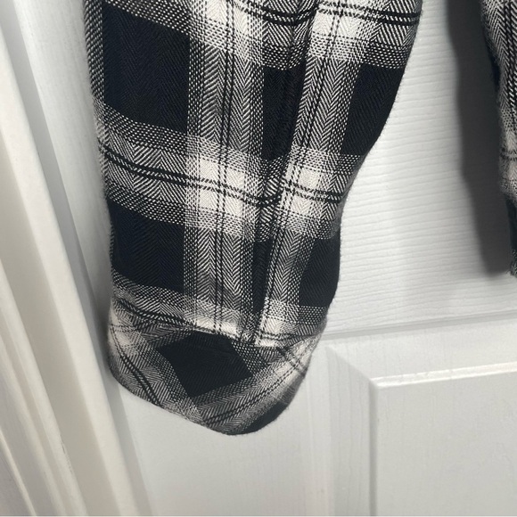 Rails Hunter Midnight Snow Plaid Flannel Button Down Academia Preppy Comfy M - Picture 8 of 14